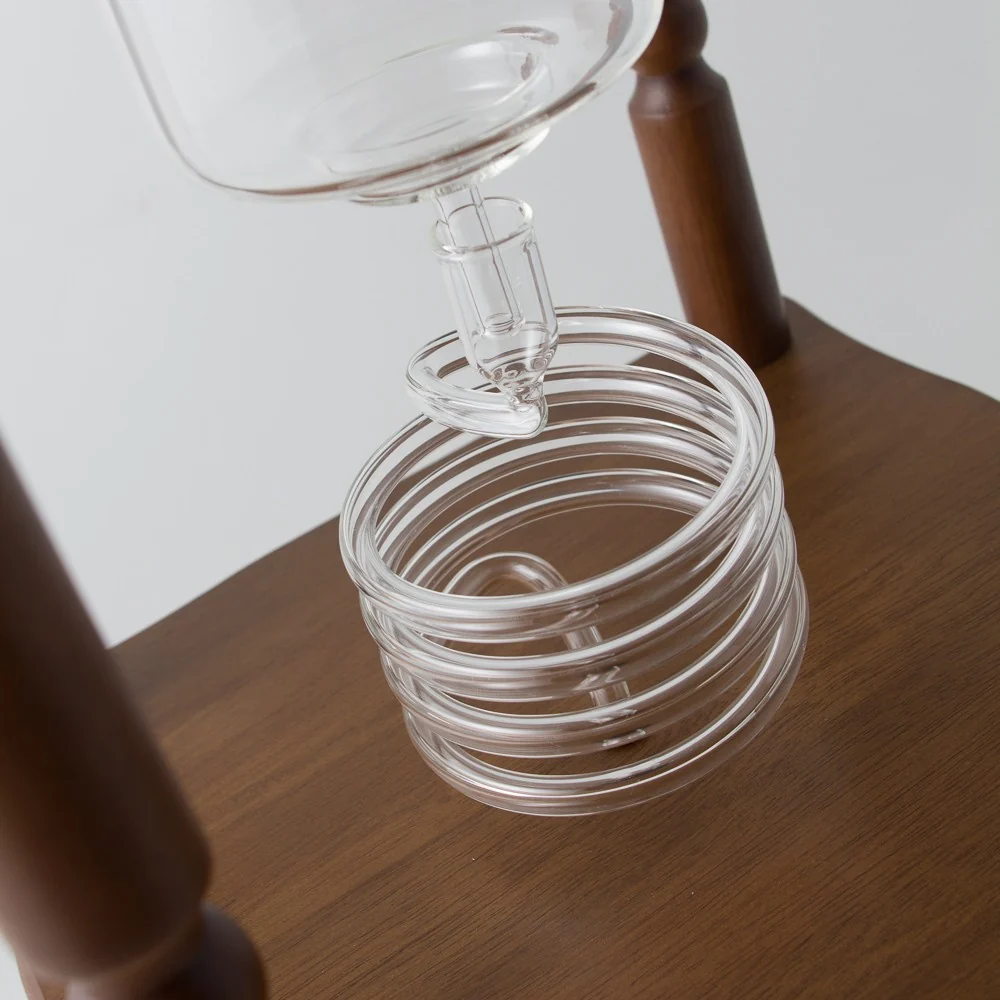 Yama Glass 25 Cup Cold Drip Maker Curved Brown Wood Frame - Image 2