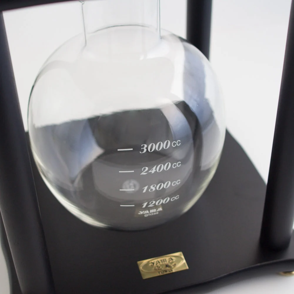 Yama Glass 25 Cup Cold Drip Maker Straight Black Wood Frame - Image 5